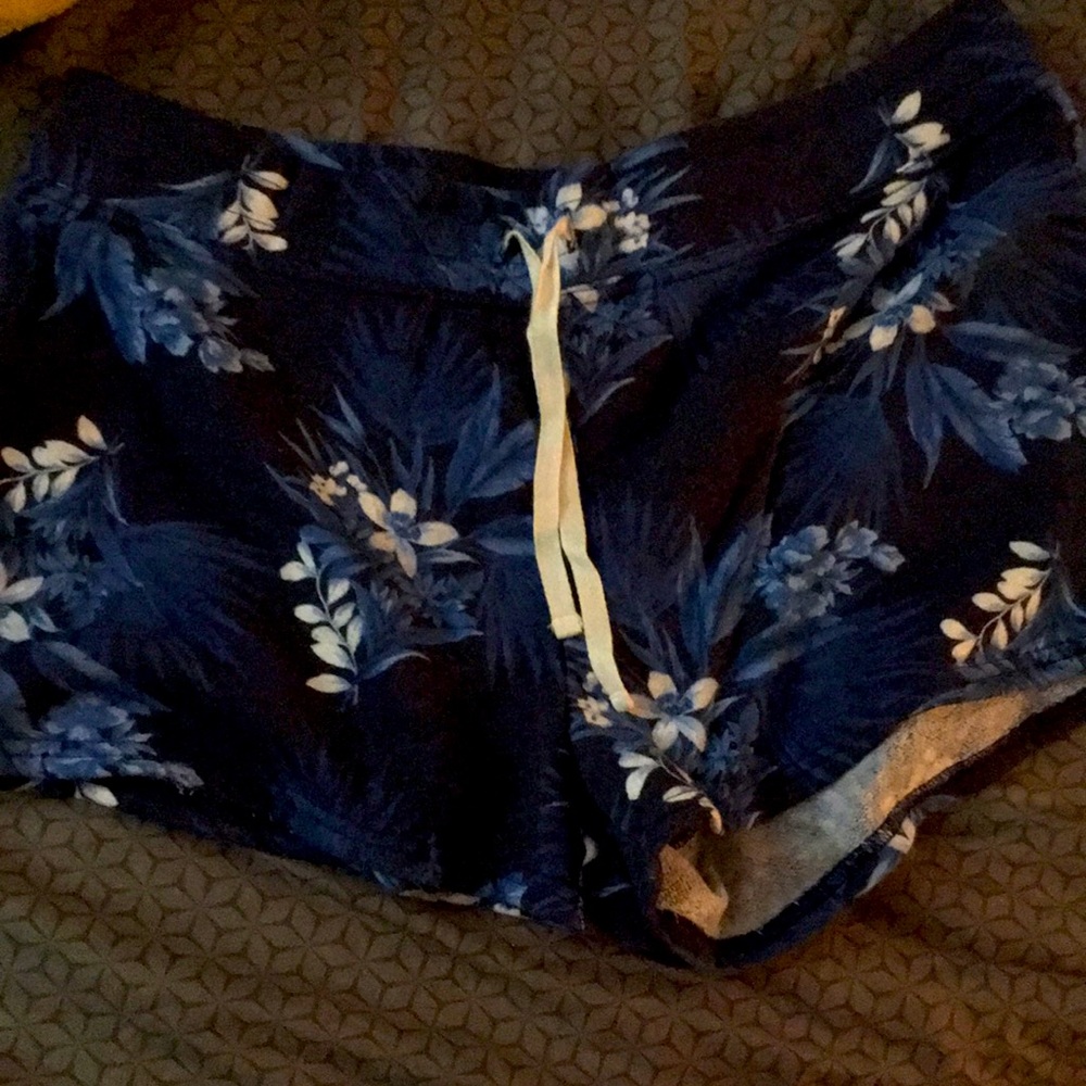 Flower shorts